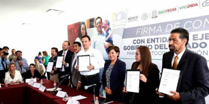 Tello firma convenio Tello firma convenio