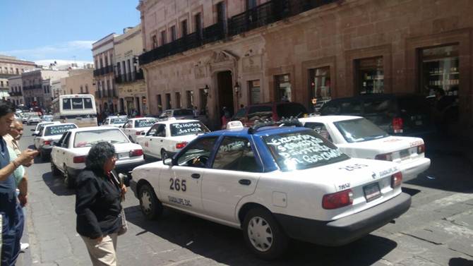 taxis-1.jpg