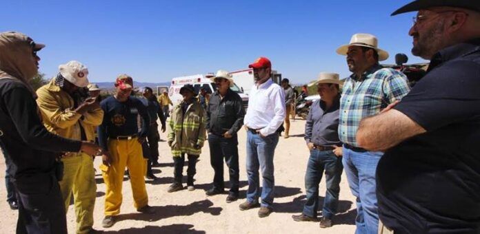 Alcalde supervisa la zona Alcalde supervisa la zona