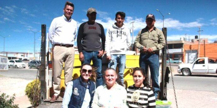 Apicultores de La Miel del Popocatépetl Apicultores de La Miel del Popocatépetl