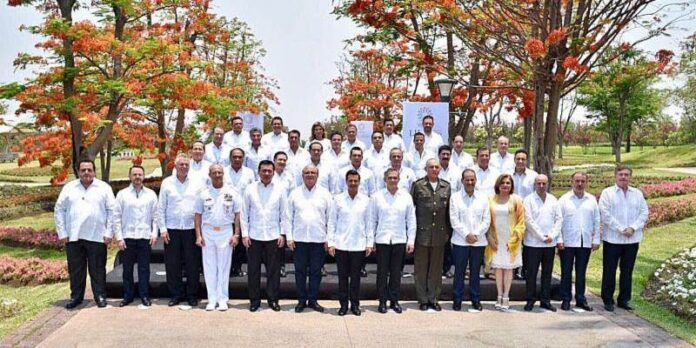 Gobernadores firman acuerdos