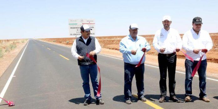 Conservan y modernizan caminos Conservan y modernizan caminos