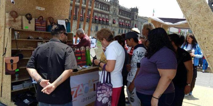 Promueven al estado en Plaza de la Constitución Promueven al estado en Plaza de la Constitución