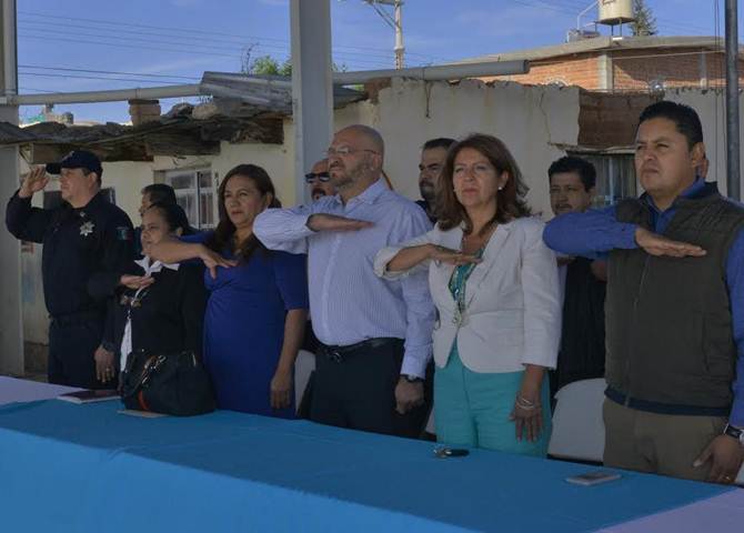 honores-bandera-fresnillo.jpg