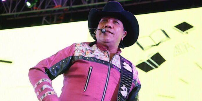 Lupe Esparza emociona a las fresnillenses Lupe Esparza emociona a las fresnillenses