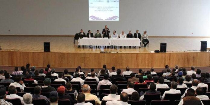230 acuden a última capacitación