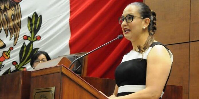 diputada-guadalupe-flores-2a6