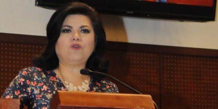 Lorena Oropeza Lorena Oropeza