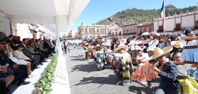 desfile-8-06b