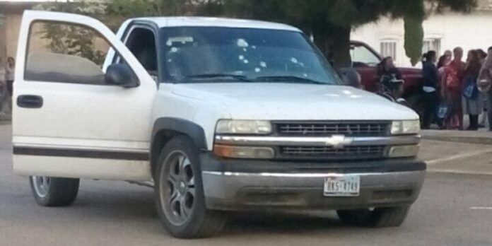 camioneta-blanca-1f5
