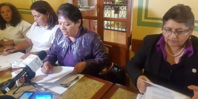 red-plural-mujeres-7d9