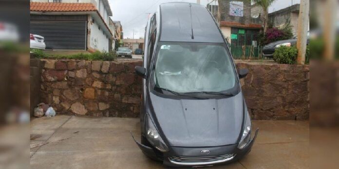 cae-carro-002