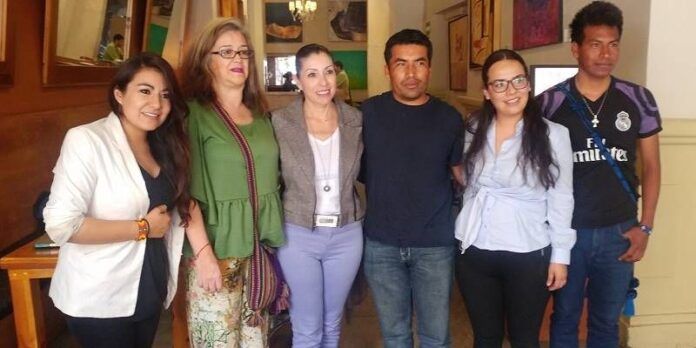 mary-chavez-indigenas-84c