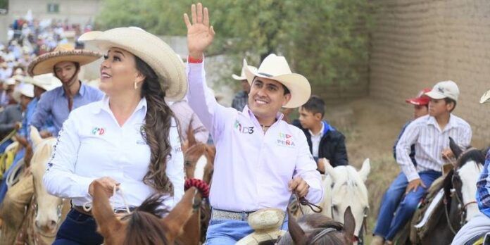carlos-pena-caballo-ab4