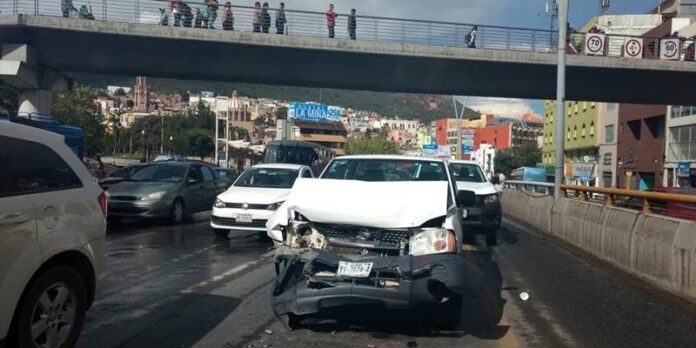 chocan-camionetas-b8a
