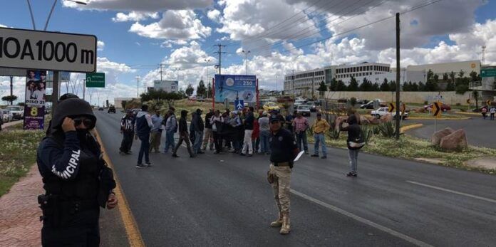 bloqueo-calzada-1-693