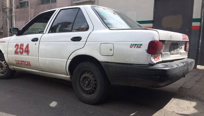 choque taxi renault 2