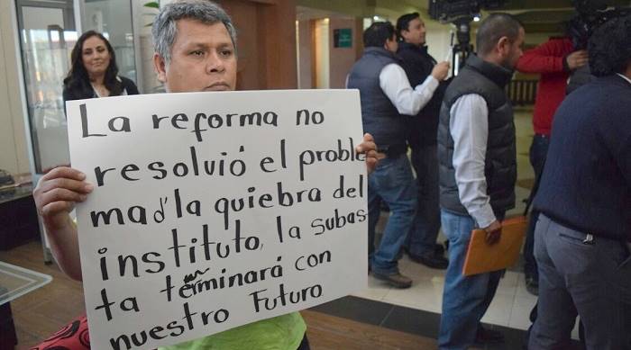 protesta issstezac 3