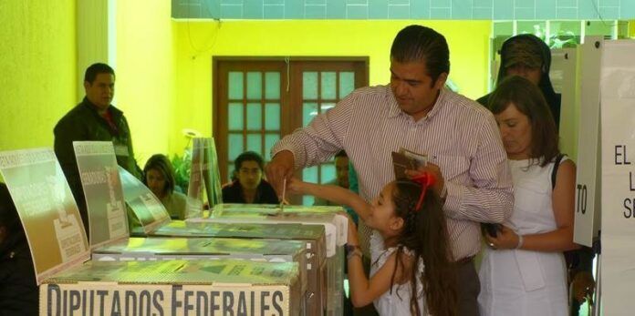 roberto-luevano-voto-220