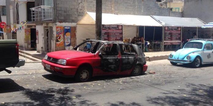 auto-quemado-ea1