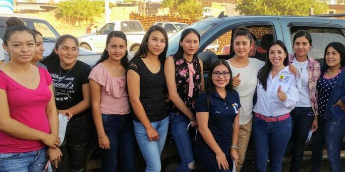 mary-chavez-jovenes-fc4