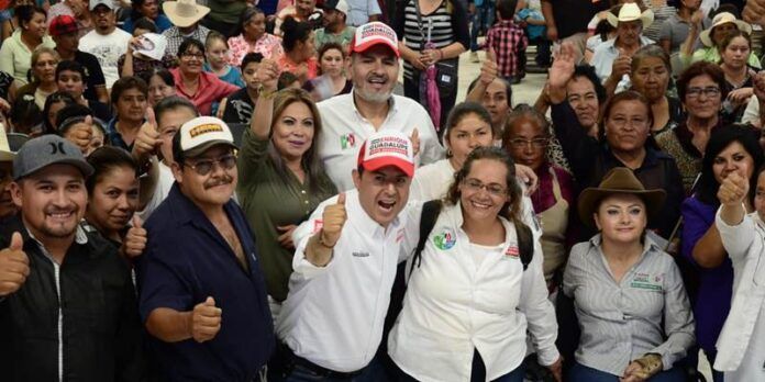 enrique-flores-comunidades-ee2