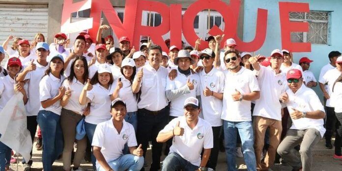 enrique-flores-jovenes-7d9