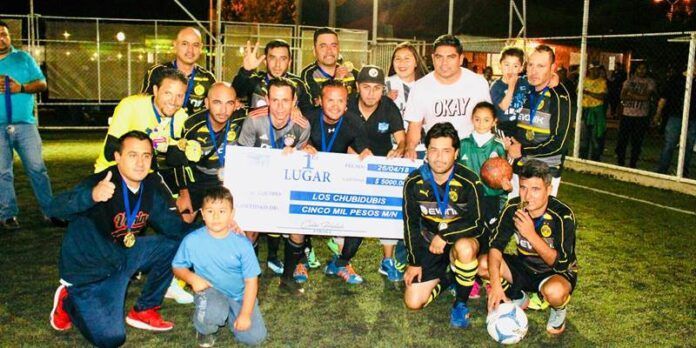 lolo-hernandez-jovenes-988