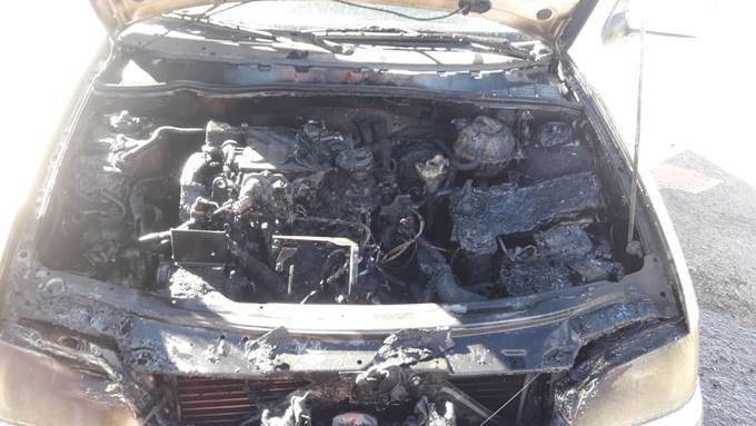 auto quemado 2