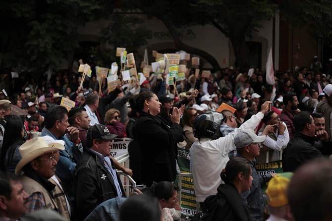 mitin amlo 8