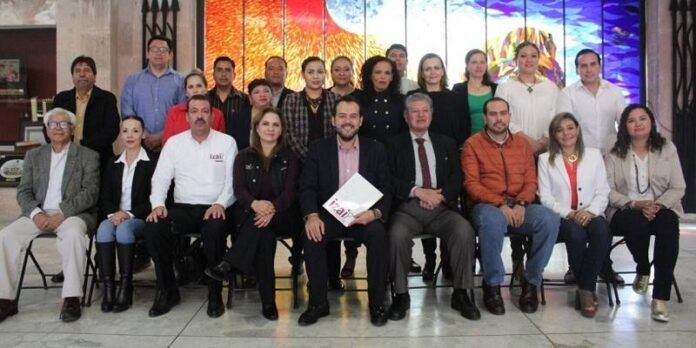 cabildo-abierto-e75