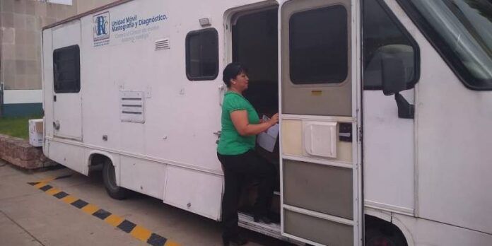 mastografo-movil-791