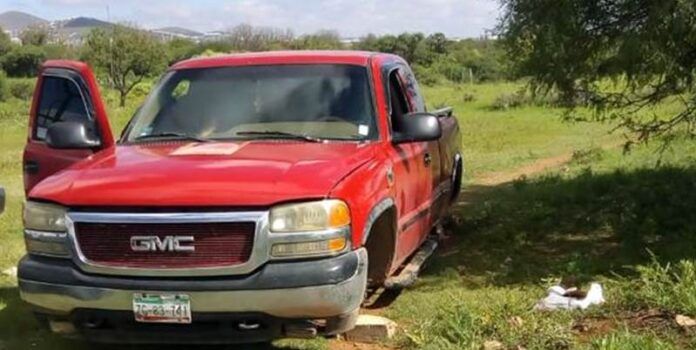 pick-up-roja-fbc