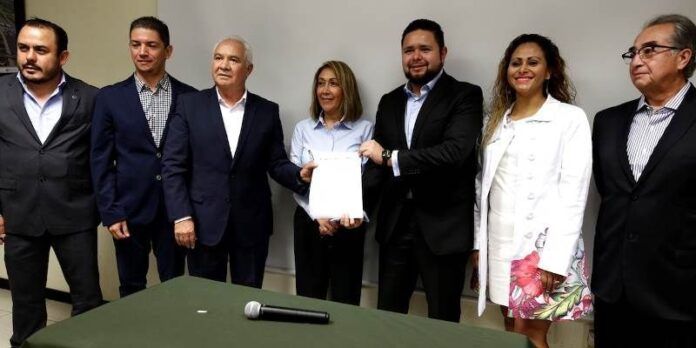 utzac-academia-mineria-744