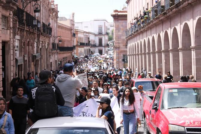 manifestacion 8