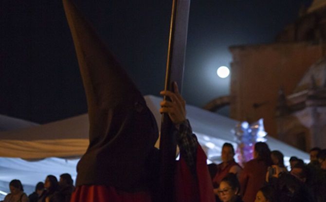 procesion silencio 2 4