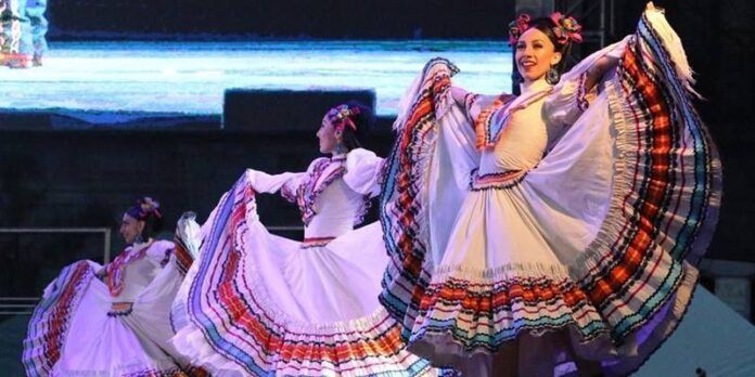 ballet-mexico_3-e42