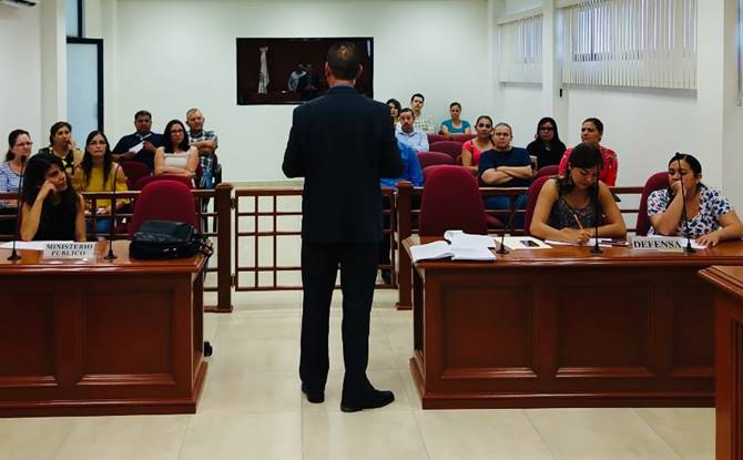 tribunal 2