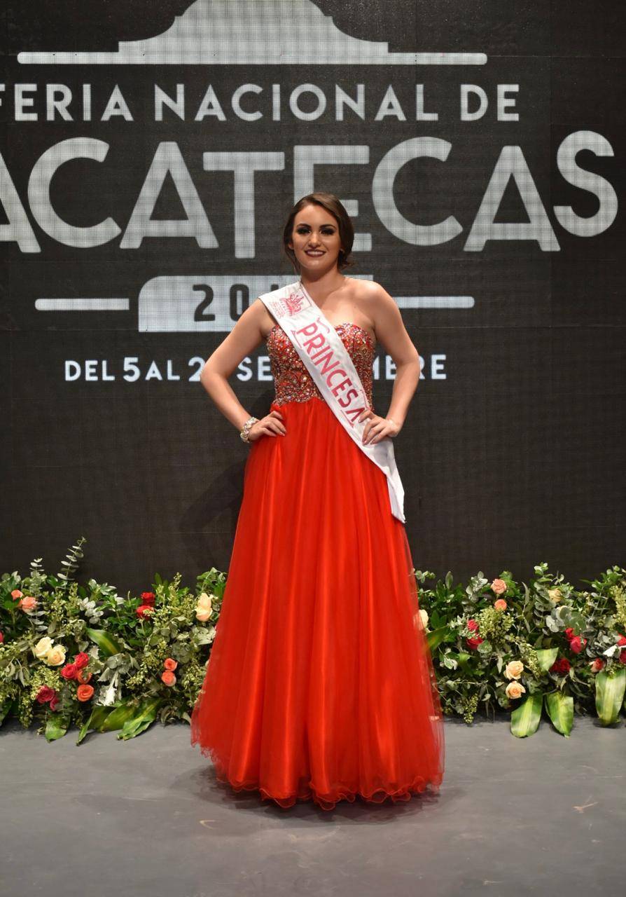 reina feanaza 2019 4