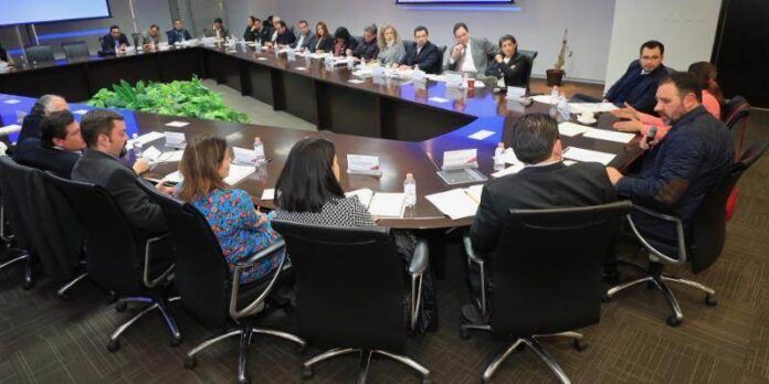 gabinete-tello-f13