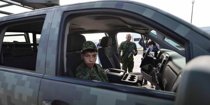 militares-fresnillo-b16