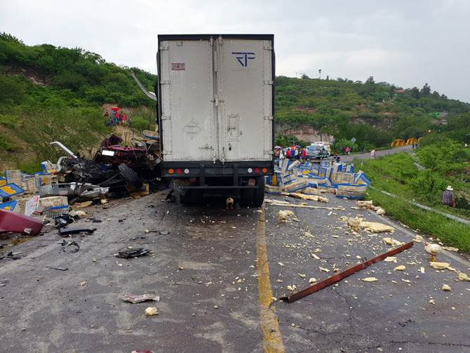 accidente trailer 2