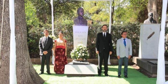 homenaje-lopez-velarde-988