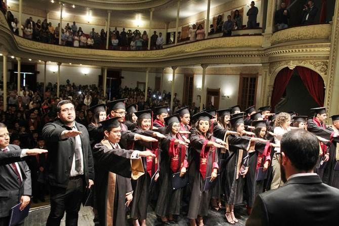 graduacion derecho 1