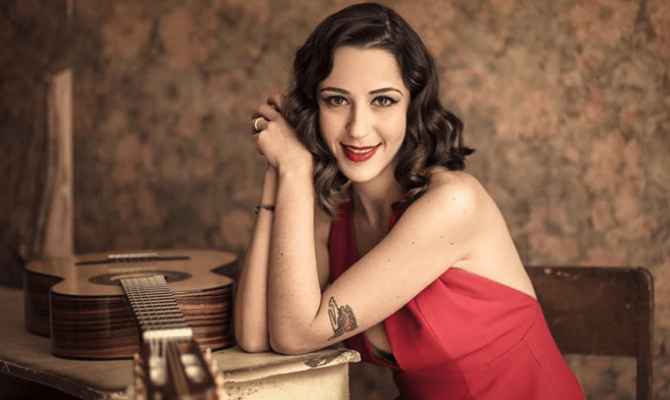 marina tomei guitarrista