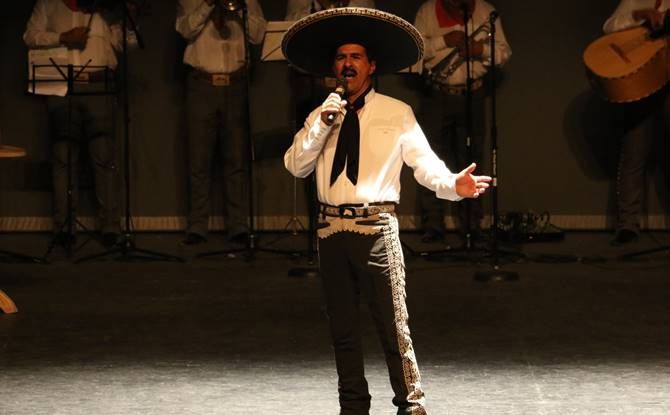 homenaje benjamin 2