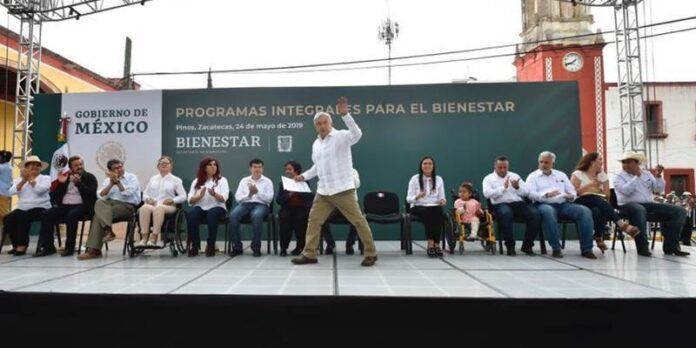 amlo-pinos-399