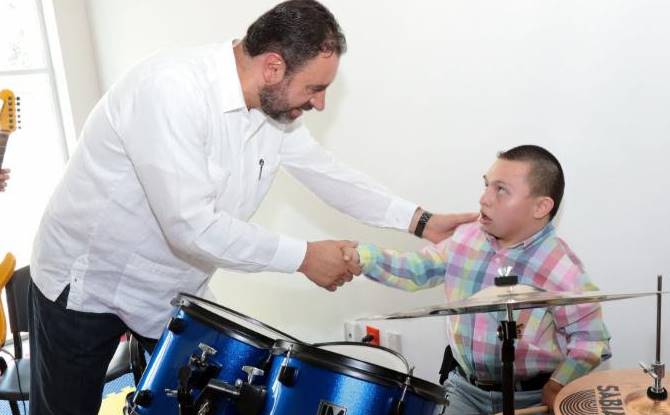 atencion gobernador 3