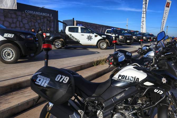 equipamiento policia pc 2