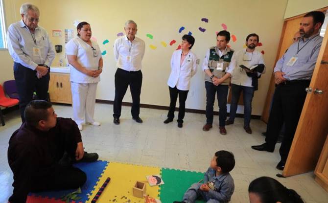 amlo pinos 3